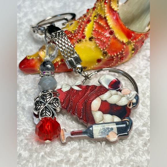 WINE TIME gnome, zipper pull or purse bling-green and silver,female gnome - Picture 7 of 10